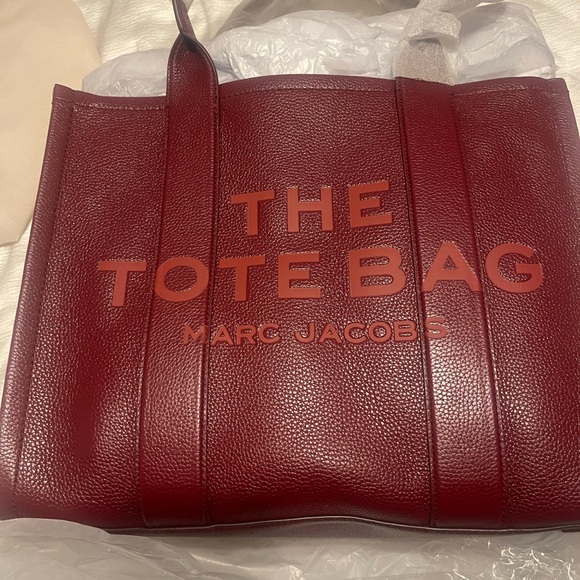 Marc Jacobs Tote Bag - Picture 9 of 11